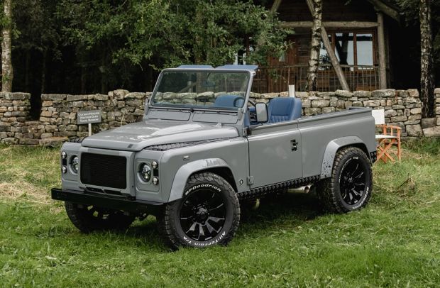 Lando Norris gets a very special Defender from Retro Automotive