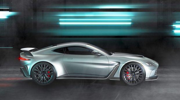 Introducing the new V12 Vantage: a spectacular finale for an iconic bloodline