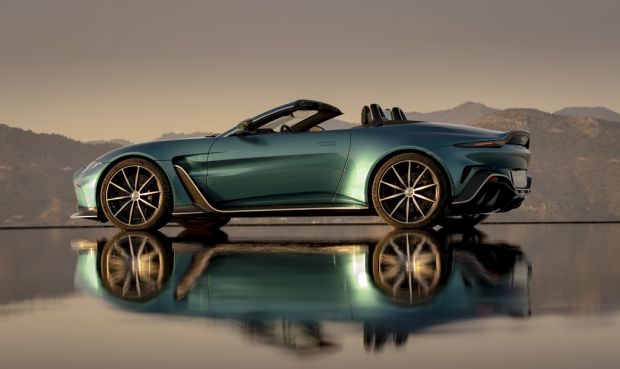 Aston Martin announce swansong Roaster version of V12 Vantage