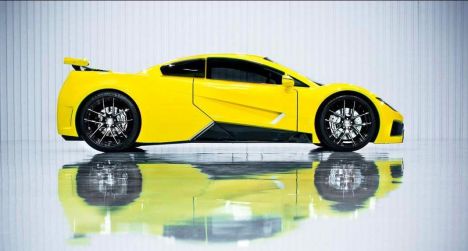 Arash Motor Company announces new 200mph AF8