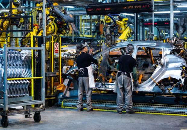 UK car production down 6.7% in 2021 to just 860,575 units