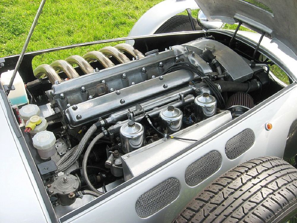 W152