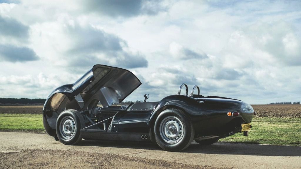 Lister Knobbly Road Legal