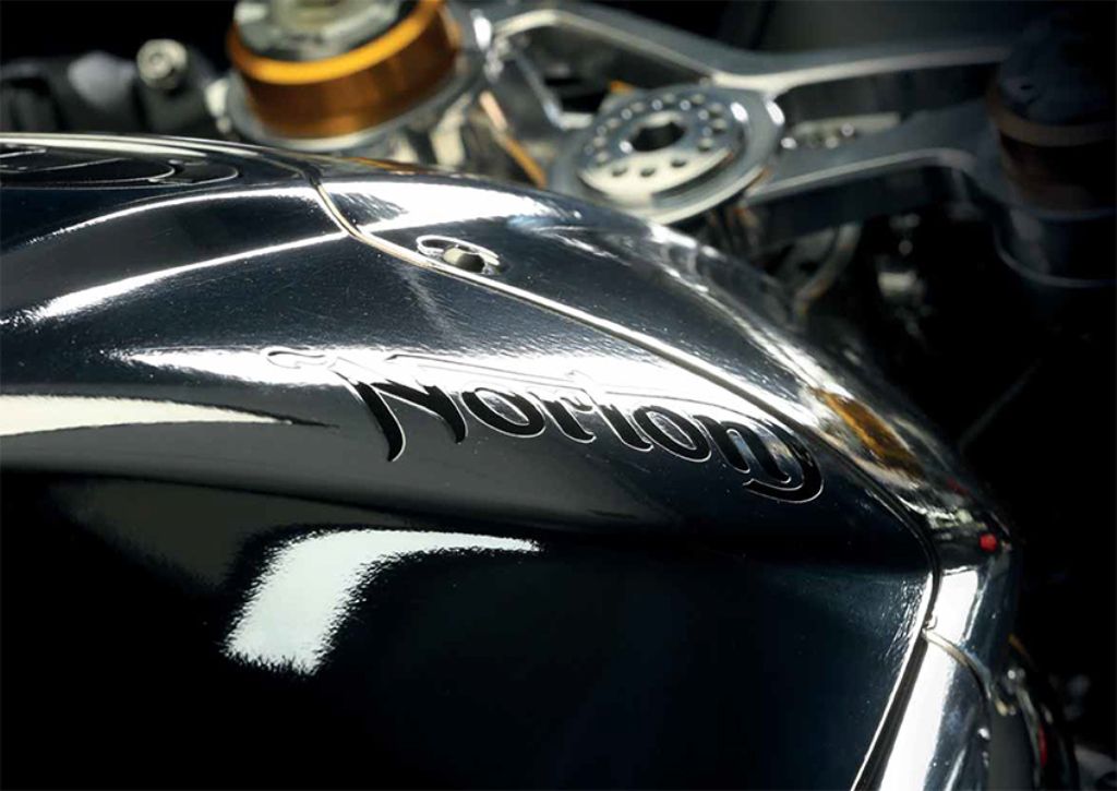 V4 RR