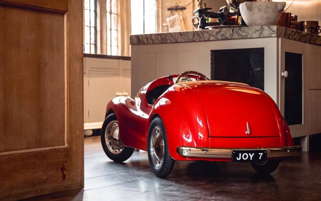 Austin J40 Continuation